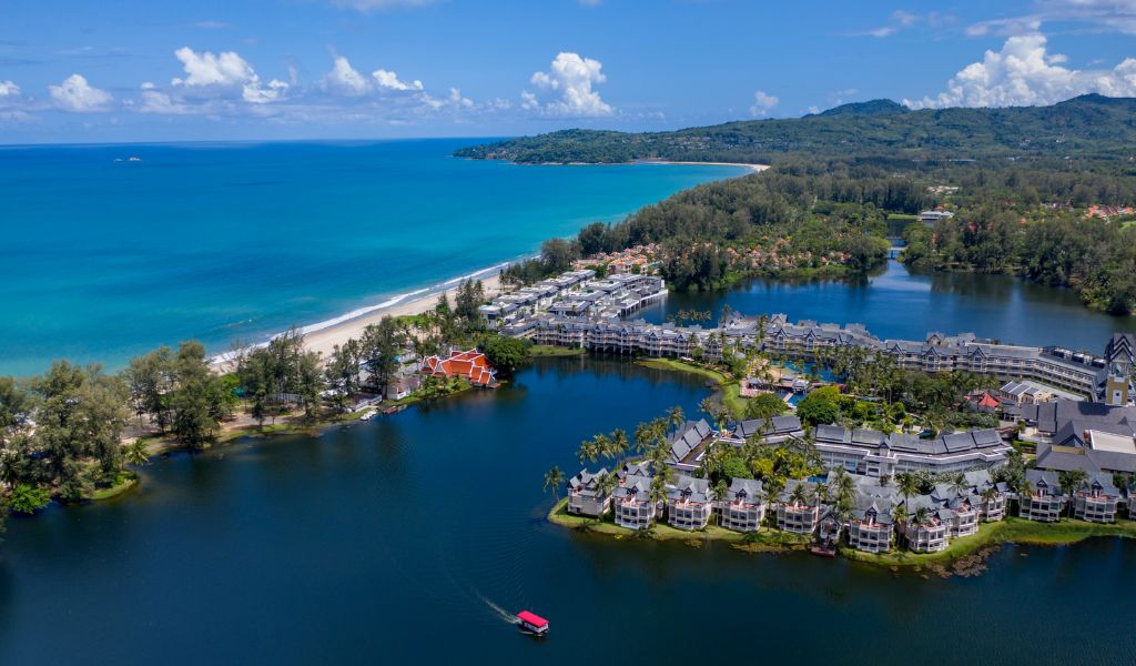 Laguna Phuket: water sports, golf and sporting events in southern Thailand