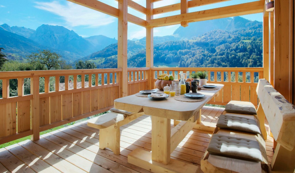 Chalet specialist OVO Network partners with bike rental company Bcyclet